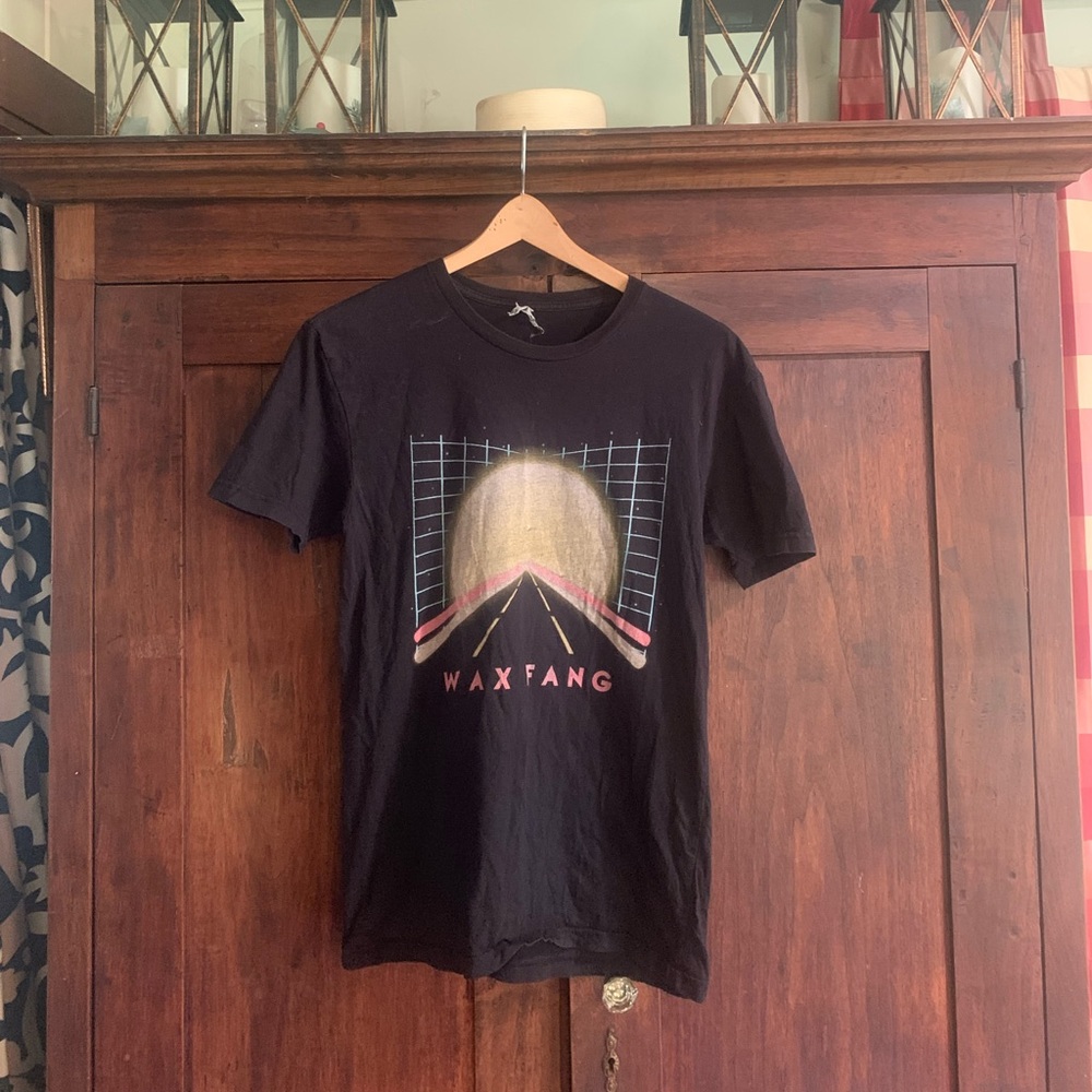 Wax Fang rocker tee